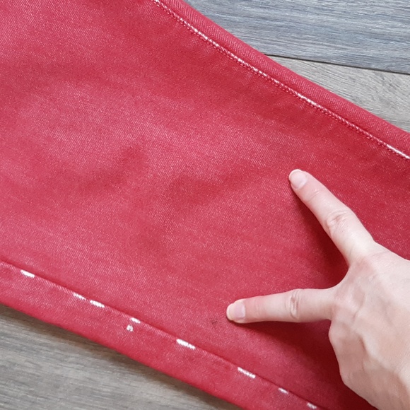 Unique distressed statement Levi's red tattered skinny 511 jeans size 32… - Picture 5 of 17